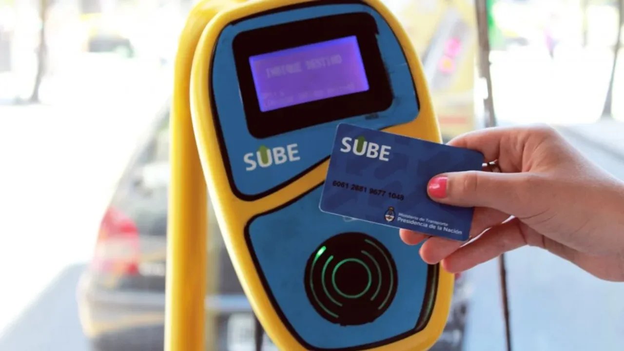 Incierto aumento del boleto de colectivo a $2.400 en Comodoro Rivadavia