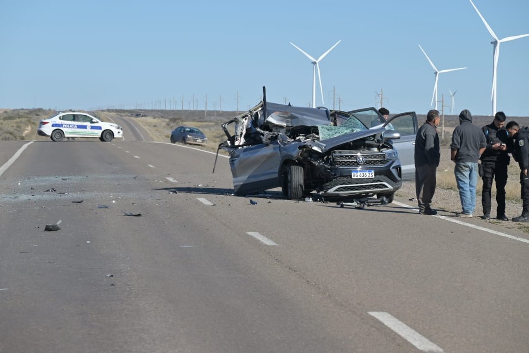 Accidente en la Ruta 3: camioneta colisiona con un camión en Chubut
