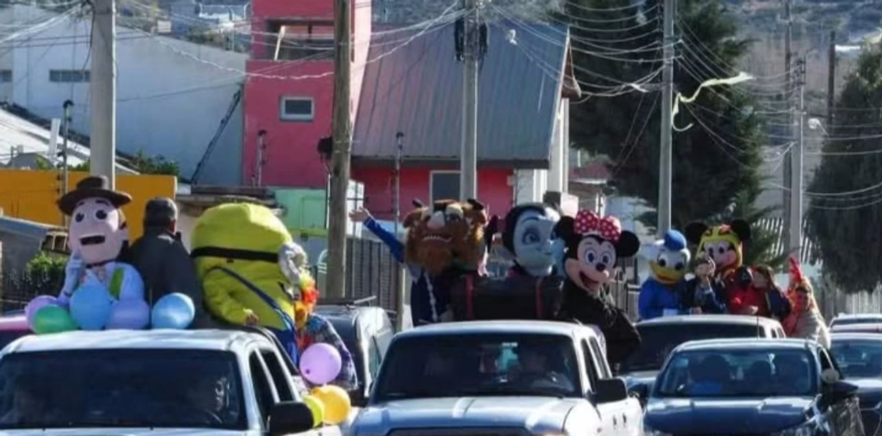 La familia Broca organiza su caravana solidaria por el Día del Niño