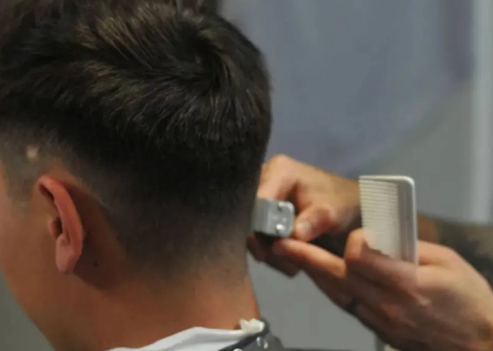 Barberos de Comodoro organizan festejo solidario por el Día del Niño