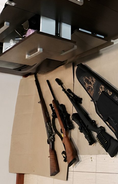 Allanamiento en Río Turbio: secuestraron 23 armas y municiones