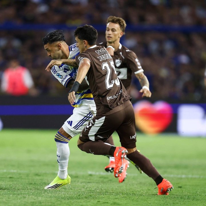 Boca Juniors se enfrenta a Platense en el Clausura: horarios y formaciones