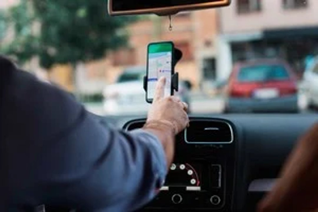 Taxistas de Trelew advierten sobre más de 450 vehículos ilegales