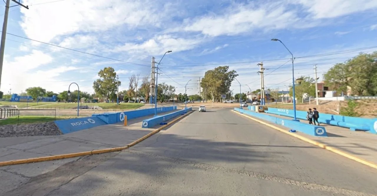 Cierre temporal de un puente en General Roca por reparaciones