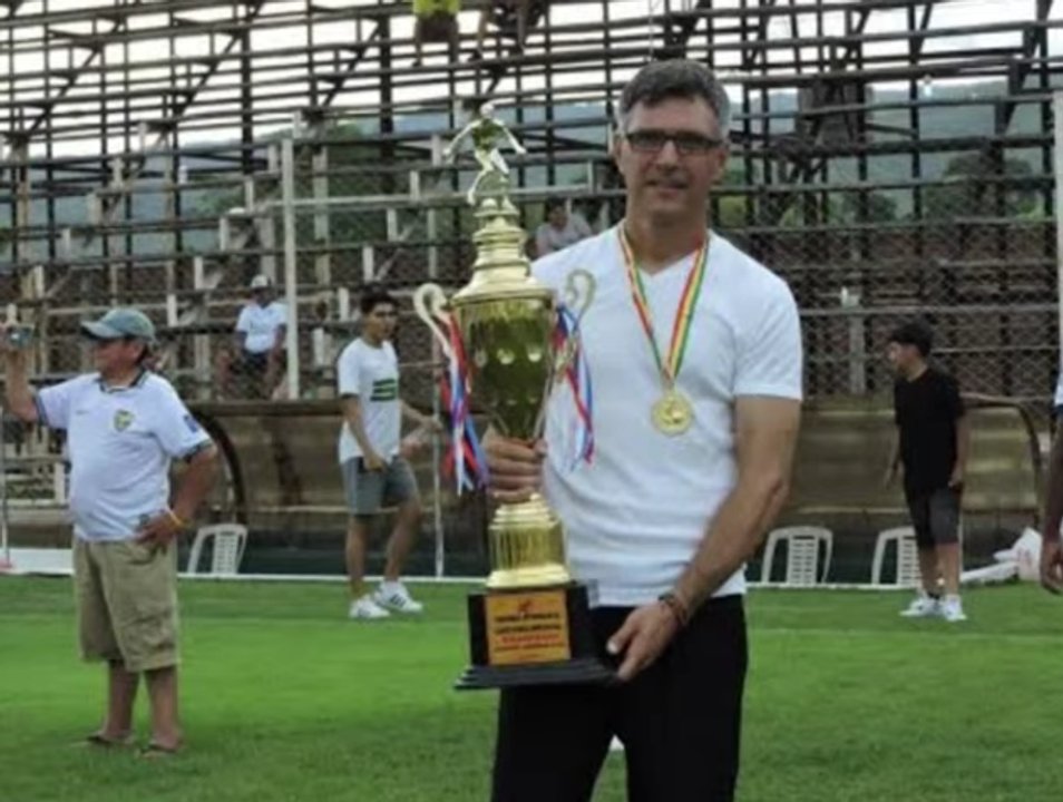 Mauricio Laburdette asumirá como entrenador de Jorge Newbery y anuncia refuerzos