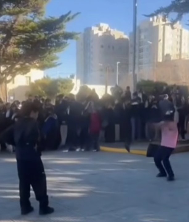 Masiva convocatoria juvenil en Comodoro Rivadavia para la batalla de “Farmear Aura”