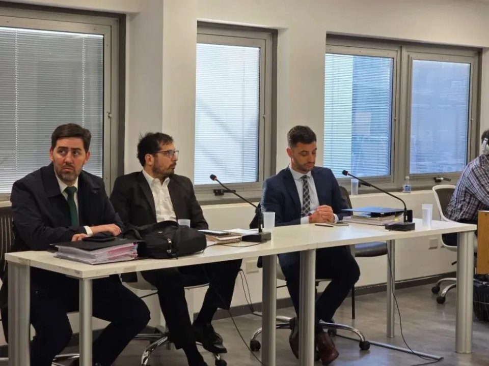 Se suspendió nuevamente el juicio por certificados falsos contra policías de Río Negro