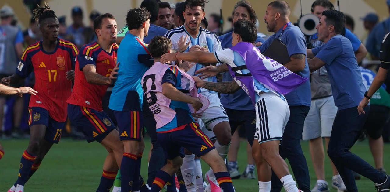 FIFA impone severas sanciones a la Selección Argentina y multa a la AFA