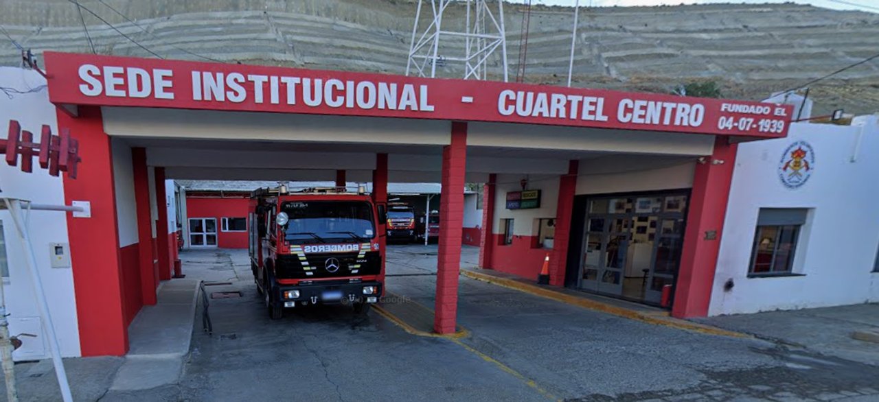 Robo de cables interrumpe línea de emergencias de Bomberos en Comodoro Rivadavia