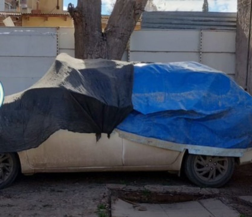 Recuperan camioneta robada en Trelew tras allanamiento en barrio Progreso