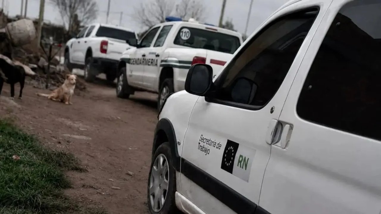 Ocho trabajadores rescatados en operativo contra trata laboral en Viedma