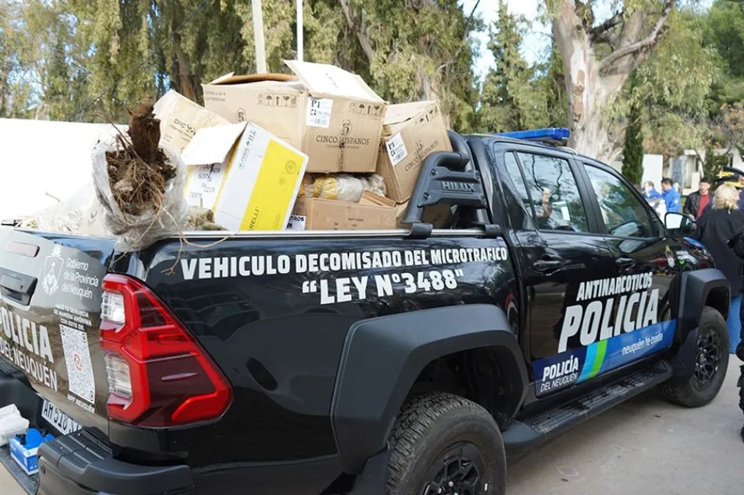 Neuquén incineró más de 115 kilos de droga en una campaña contra el microtráfico