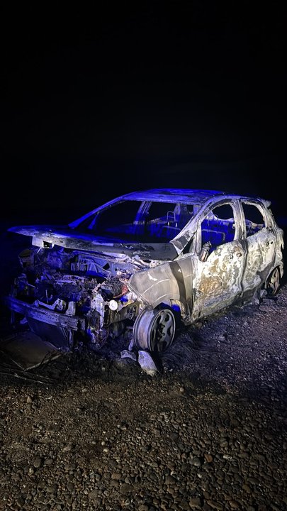 Incendio de camioneta en la Ruta 3: el conductor solo pudo salvar su celular