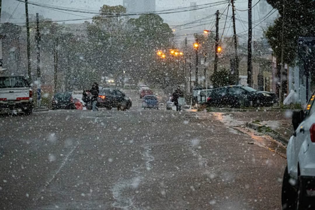 Alerta en Comodoro Rivadavia: nieve, vientos fuertes y temperaturas bajo cero