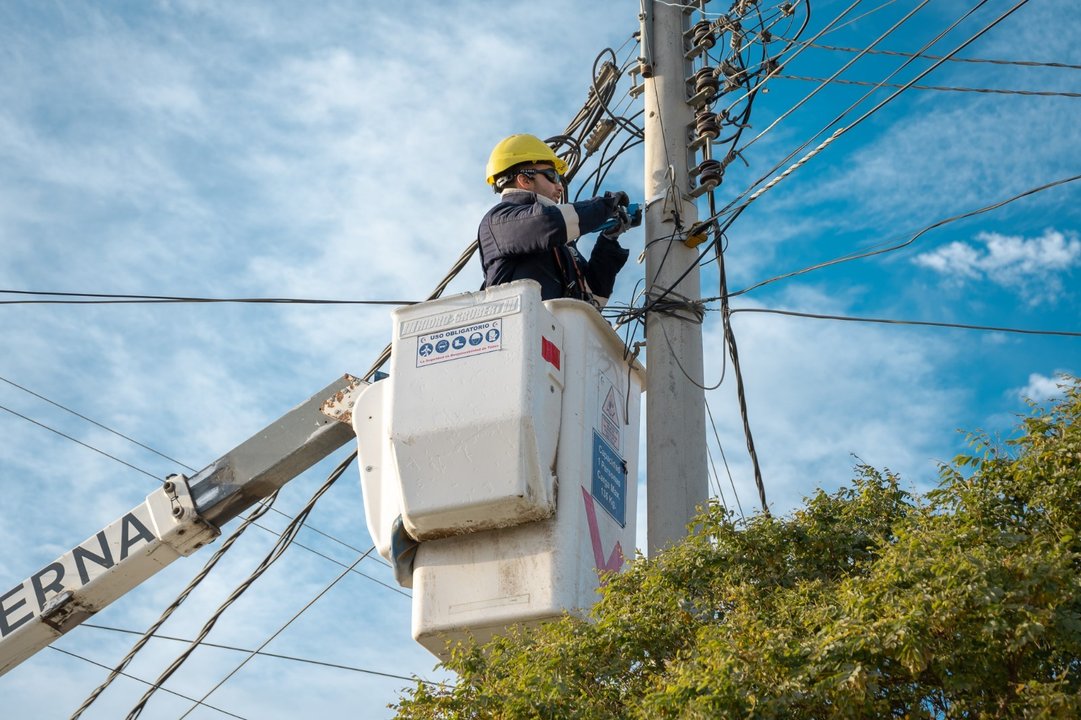 La SCPL avanza con fibra óptica para conectar a 1.200 familias en Comodoro Rivadavia