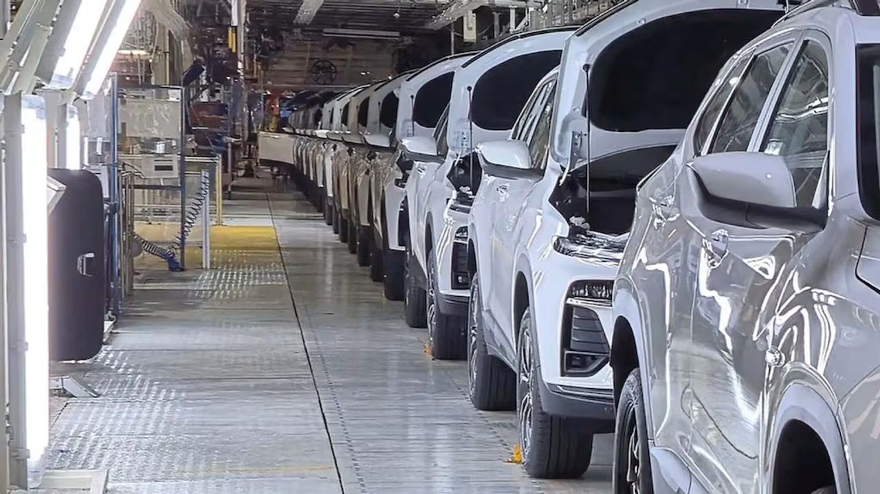 Aumento en la producción de autos en agosto, pero descenso interanual del 11,6%