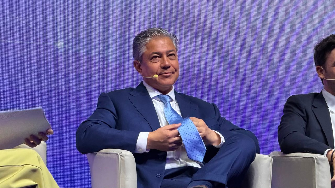Rolando Figueroa lidera el ranking de imagen positiva entre gobernadores