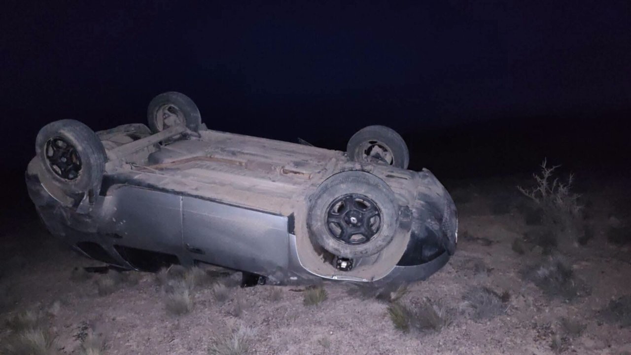 Accidente vial en Chubut: vuelco de un vehículo con madre e hija