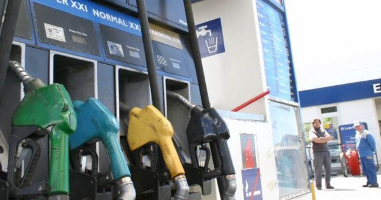 Los impuestos a los combustibles subirán 59,3% en 2027: casi el triple que la inflación prevista