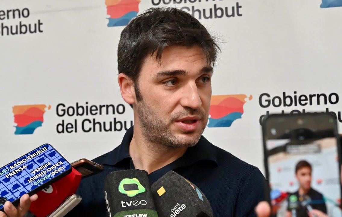 Gobernador Torres proyecta un astillero y más empresas en Comodoro Rivadavia