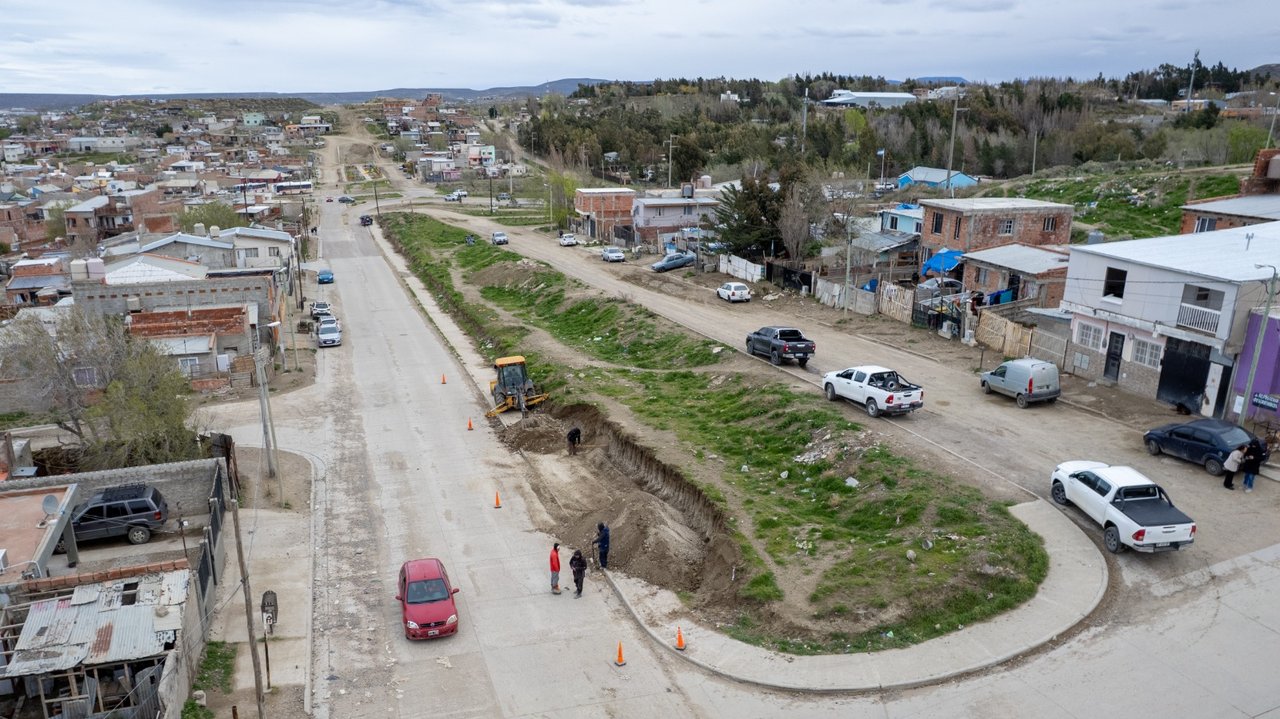 Avanza la construcción de un corredor peatonal en Comodoro Rivadavia