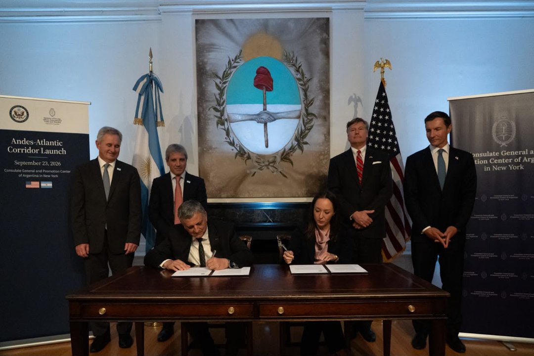 Estados Unidos ofrece financiamiento para proyecto de GNL en Vaca Muerta