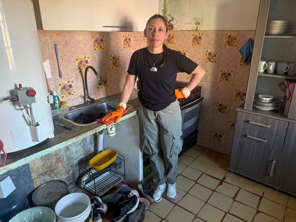 Emprendimiento de lavado de zapatillas en Comodoro: la historia de Alejandra