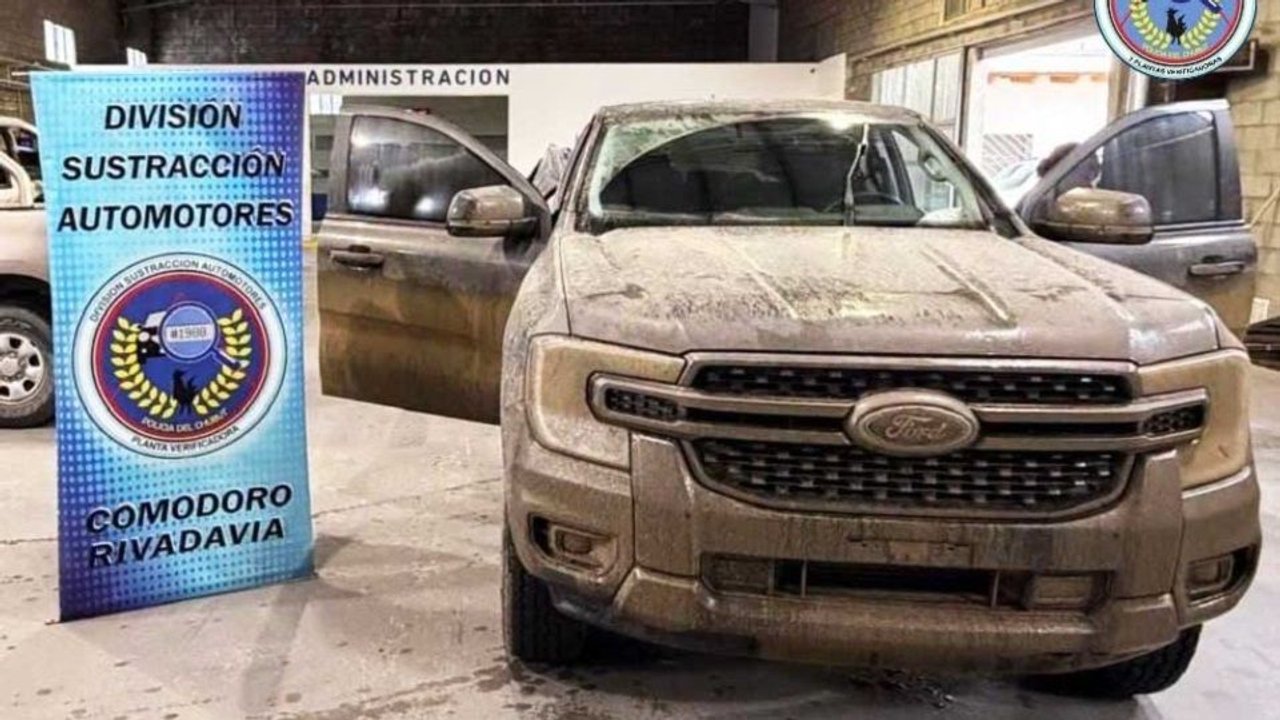 Recuperan camioneta robada en las afueras de Comodoro Rivadavia