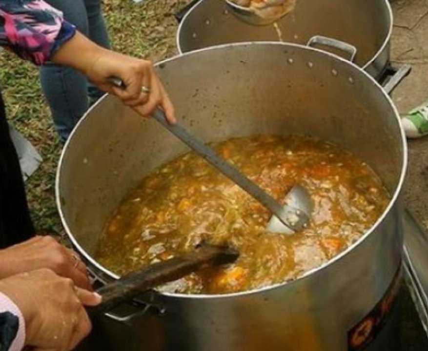 Barrio San Martín organiza olla solidaria con comida y actividades para familias