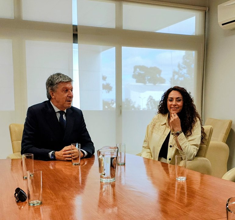 Camarones. La intendenta Loyola rebaten a diputados opositores por ley de pesca