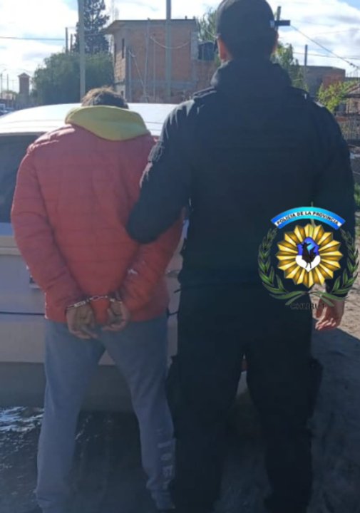 Detienen a un hombre tras disparos en Trelew y hallan un revólver