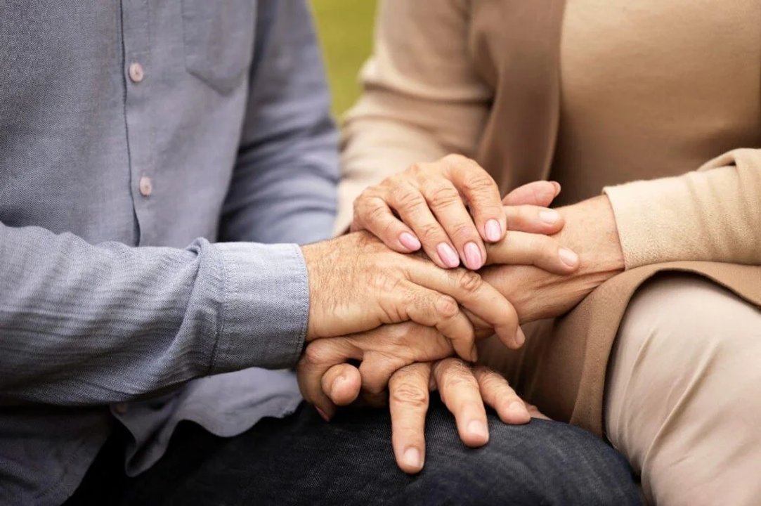 Conversatorio sobre políticas y derechos de adultos mayores en Comodoro Rivadavia
