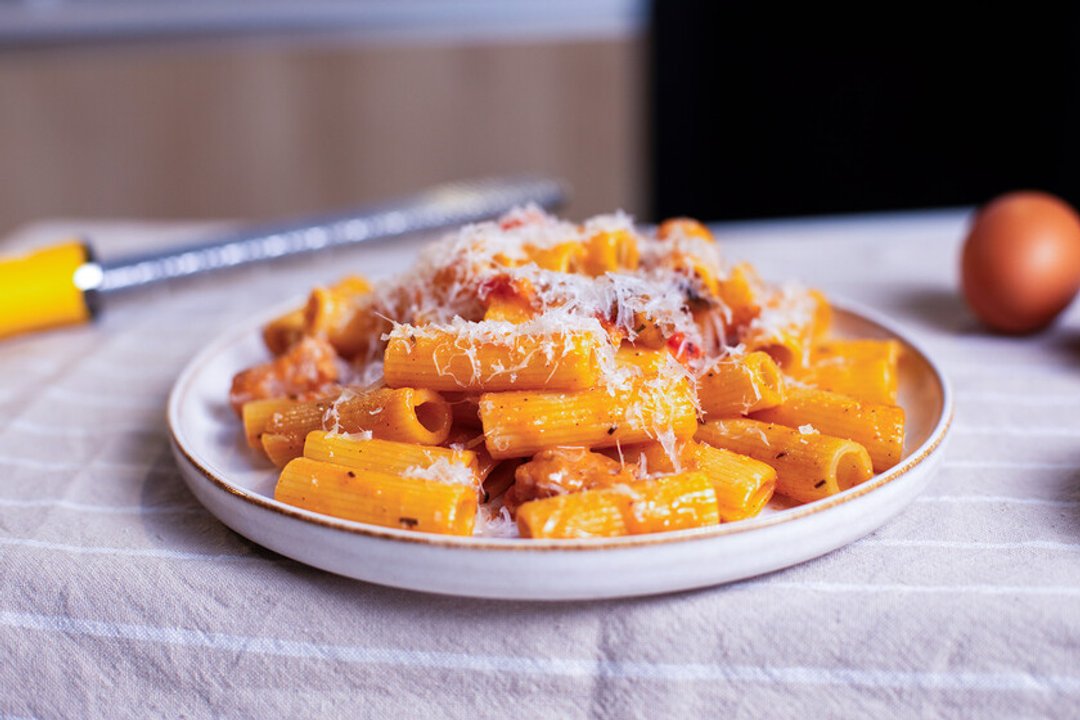 Pasta alla zozzona: la deliciosa receta para los amantes de la carbonara y amatriciana