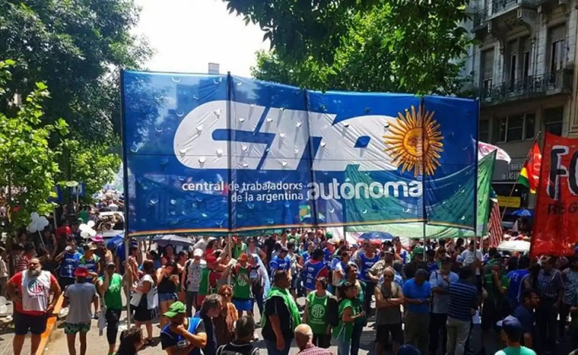 Paro de 48 horas de auxiliares de la Educación en Chubut