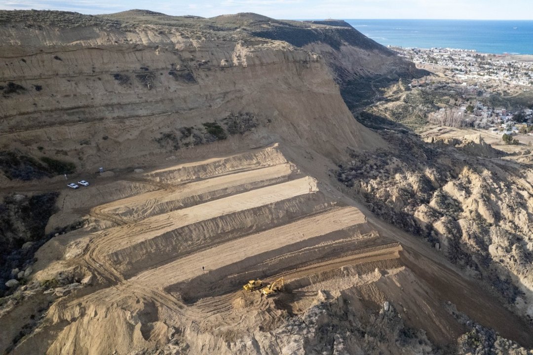 El municipio reanuda obras en el Cerro Hermitte y Ruta 39 en Comodoro Rivadavia