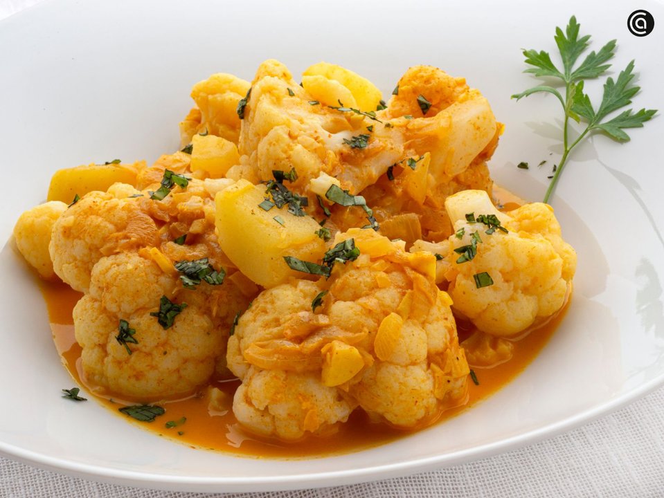 Receta de coliflor al curry con leche de coco y papa