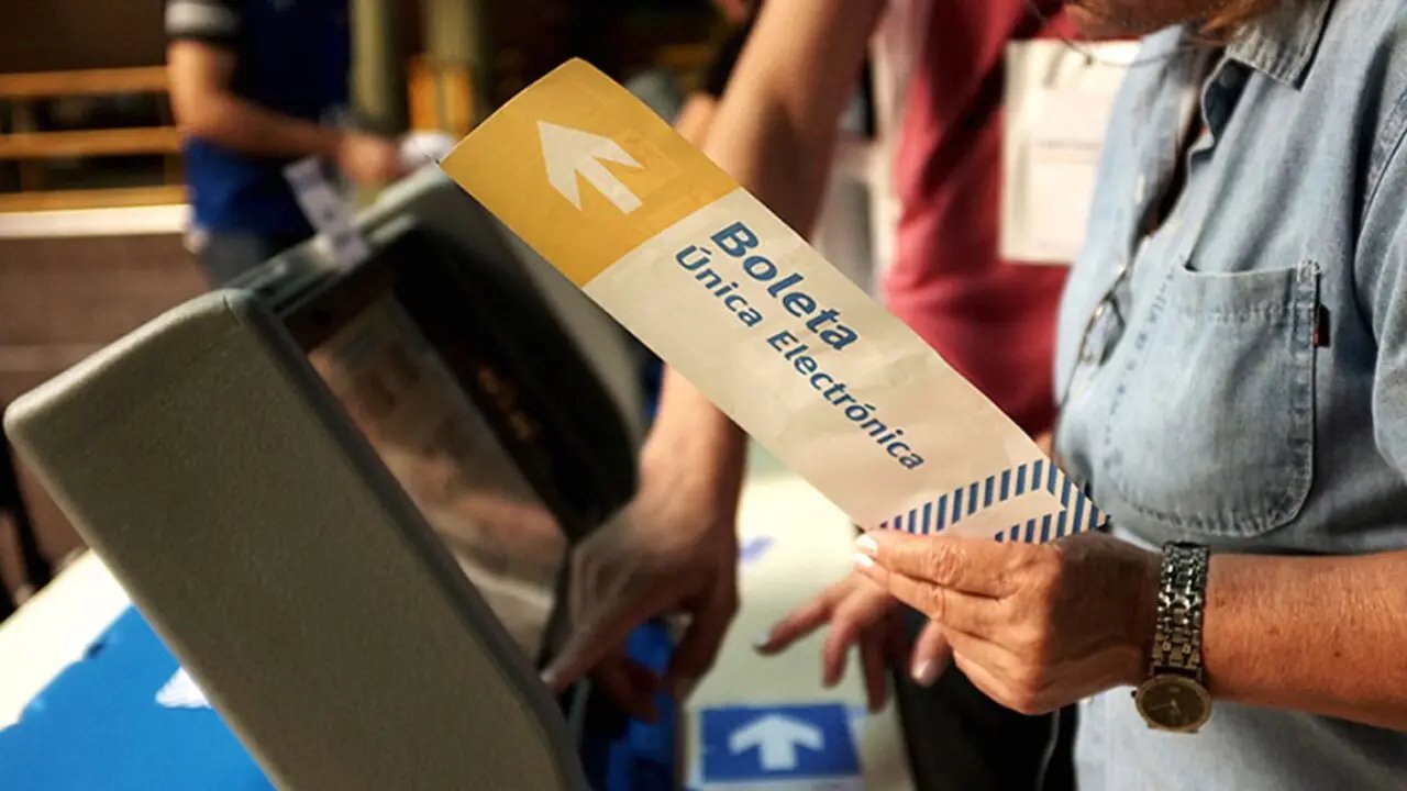 Neuquén avanza en la licitación para boleta única electrónica y prevé elecciones en febrero