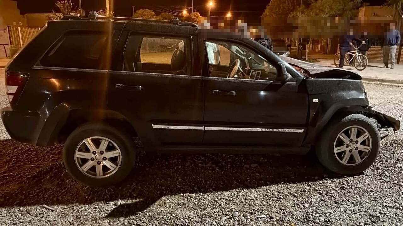 Accidente en Playa Unión: conductor ebrio choca y carece de licencia