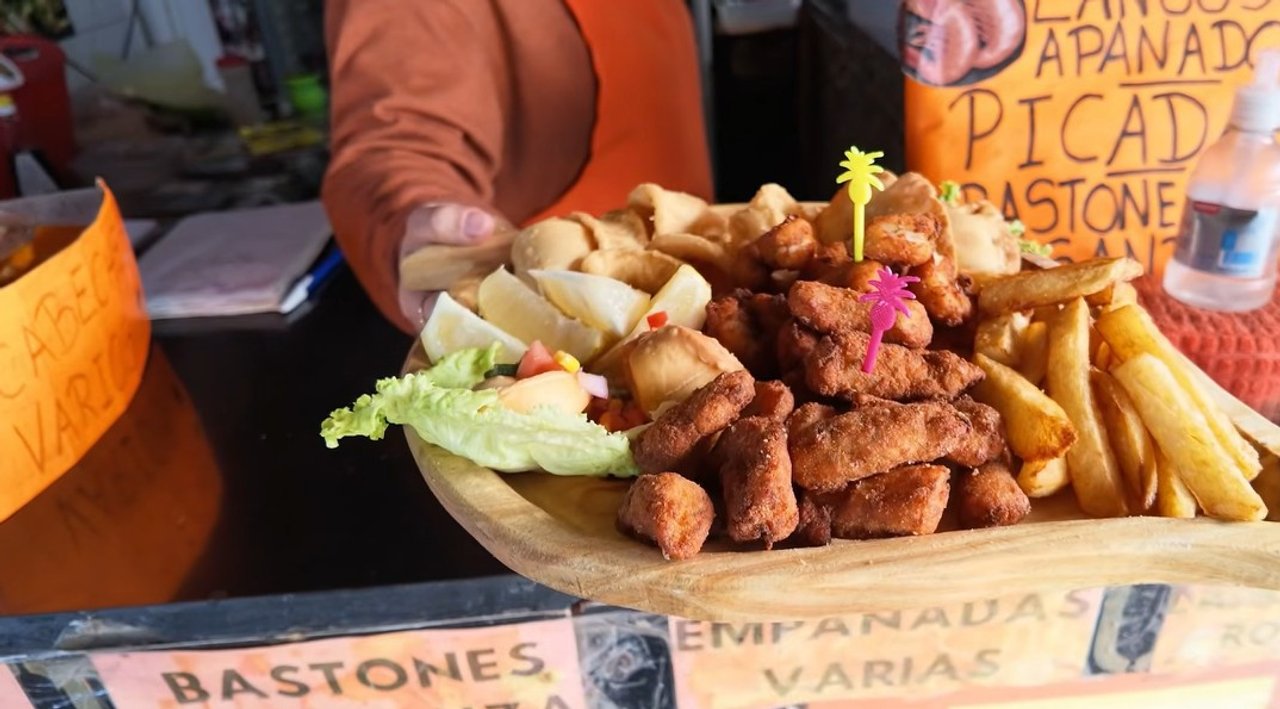 Precios y platos en la Feria de Frutos de Mar de Caleta Córdova