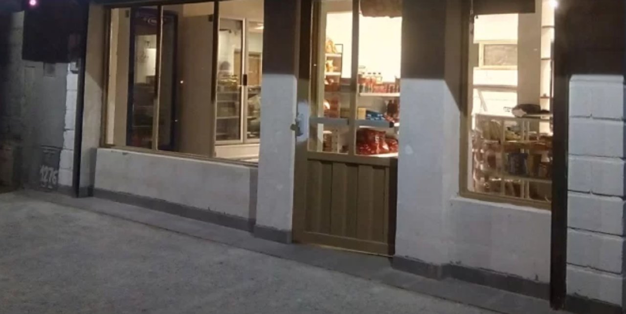 Roban $100.000 a un comerciante en Pico Truncado bajo amenaza con un machete