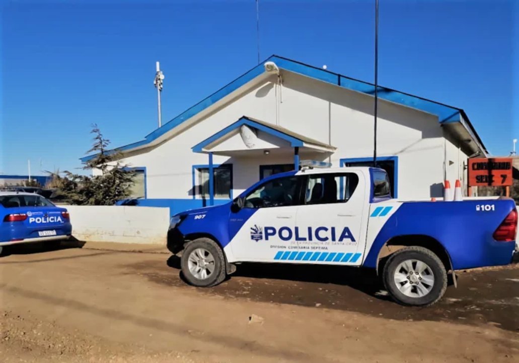 Fallece hombre en comisaría de Río Gallegos: se investiga el caso