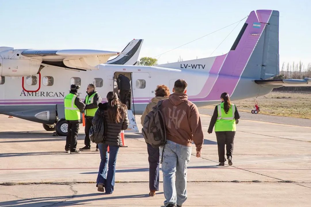 Descuentos del 20% en vuelos dentro de Neuquén para destinos turísticos