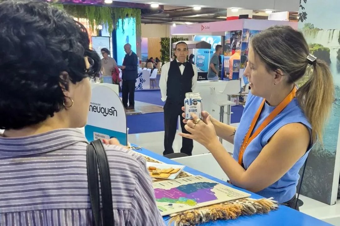 Neuquén promociona su turismo en Paraguay con vinos y rondas de negocios
