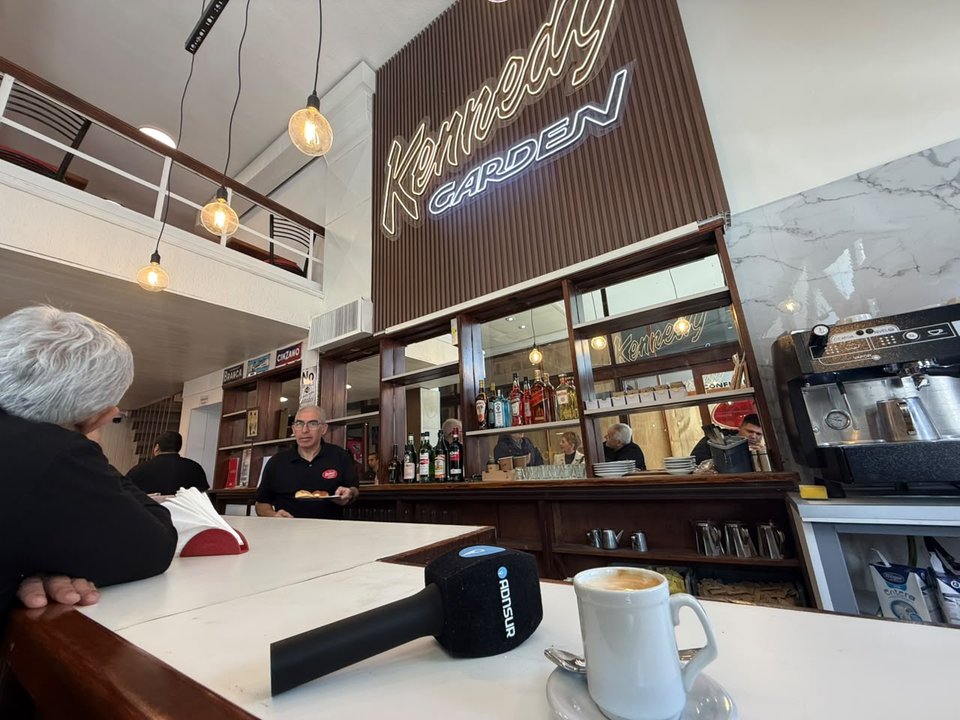 Reapertura del Café Kennedy en Comodoro Rivadavia