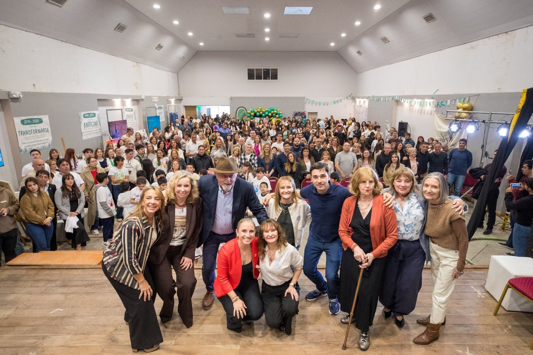 Celebración por 40 años de la Fundación Crecer en Comodoro Rivadavia